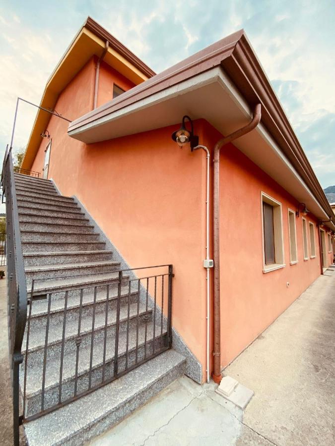 Agriturismo - B&B "La Funicolare" Francavilla Marittima Eksteriør bilde
