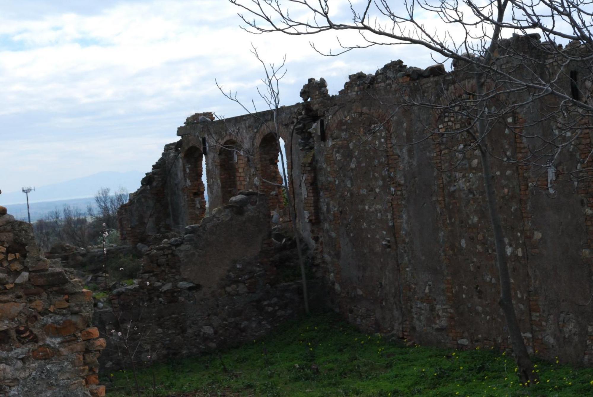 Agriturismo - B&B "La Funicolare" Francavilla Marittima Eksteriør bilde