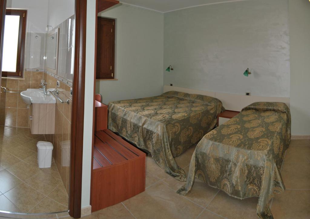 Agriturismo - B&B "La Funicolare" Francavilla Marittima Rom bilde